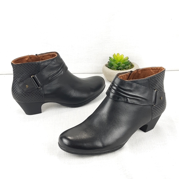 ROCKPORT BRYNN BOOTIES - Picture 10 of 16